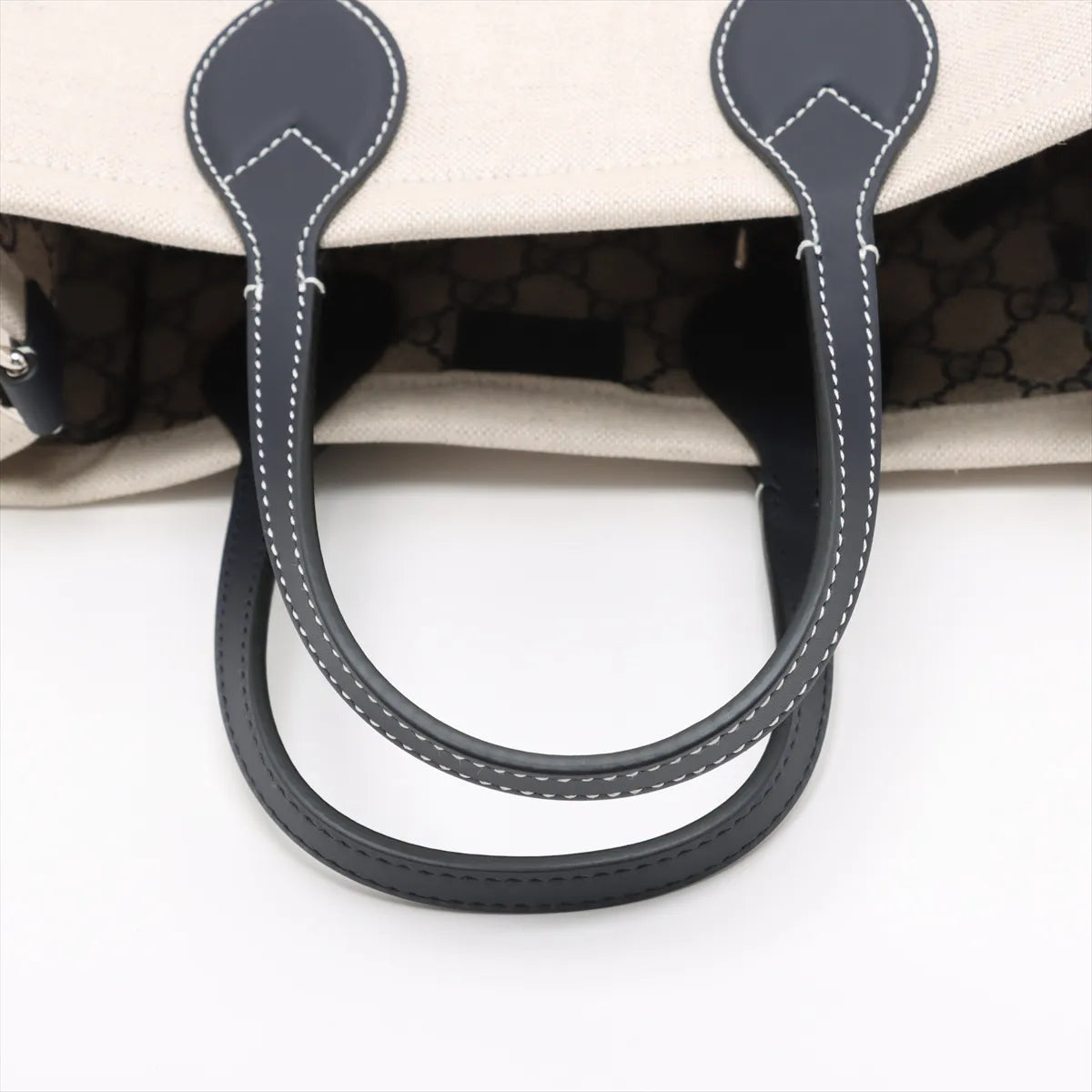 Gucci Logo Print handbag beige navy - hardware