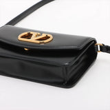 Valentino Garavani V logo shoulder bag black - detail