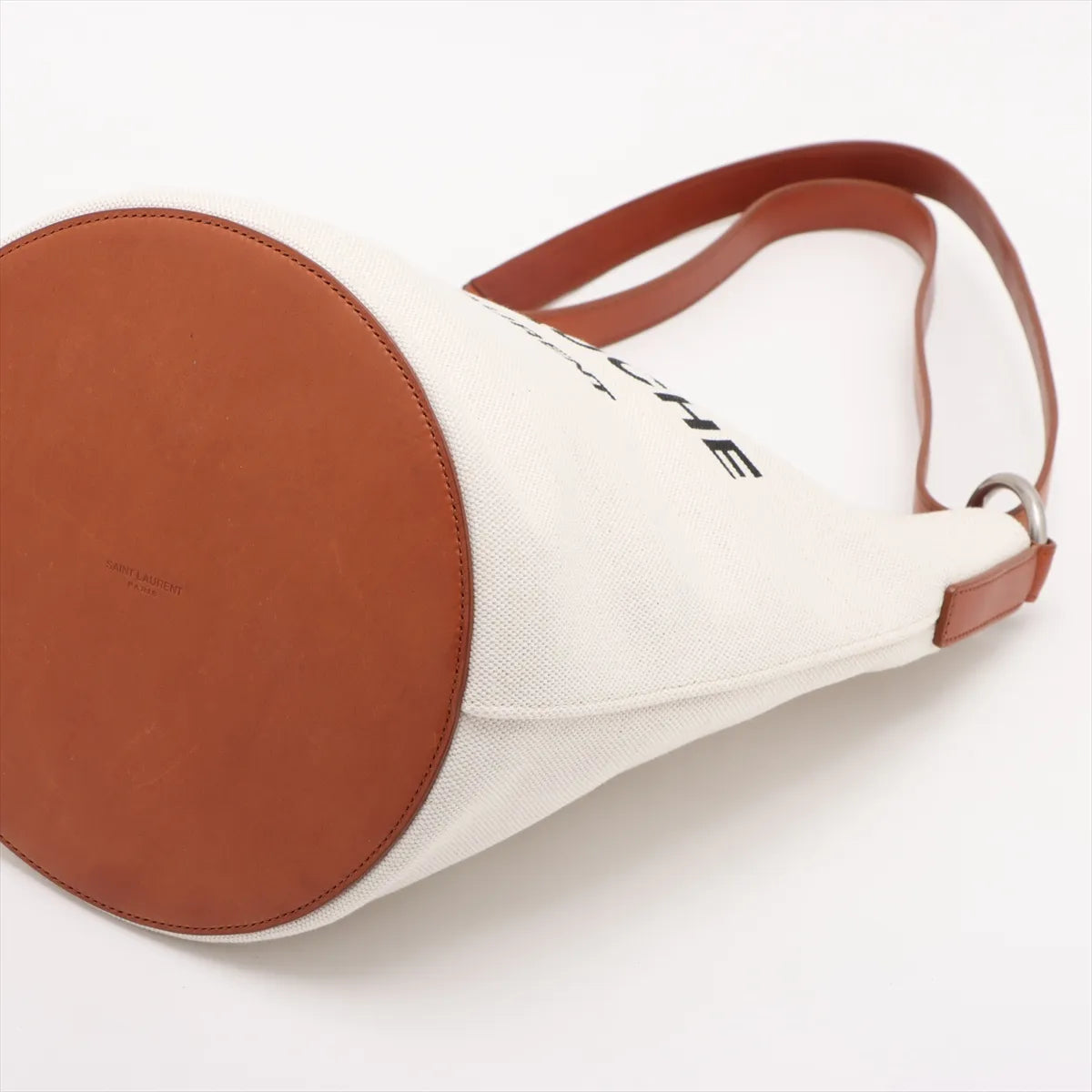 Saint Laurent Rive Gauche bucket bag beige - detail