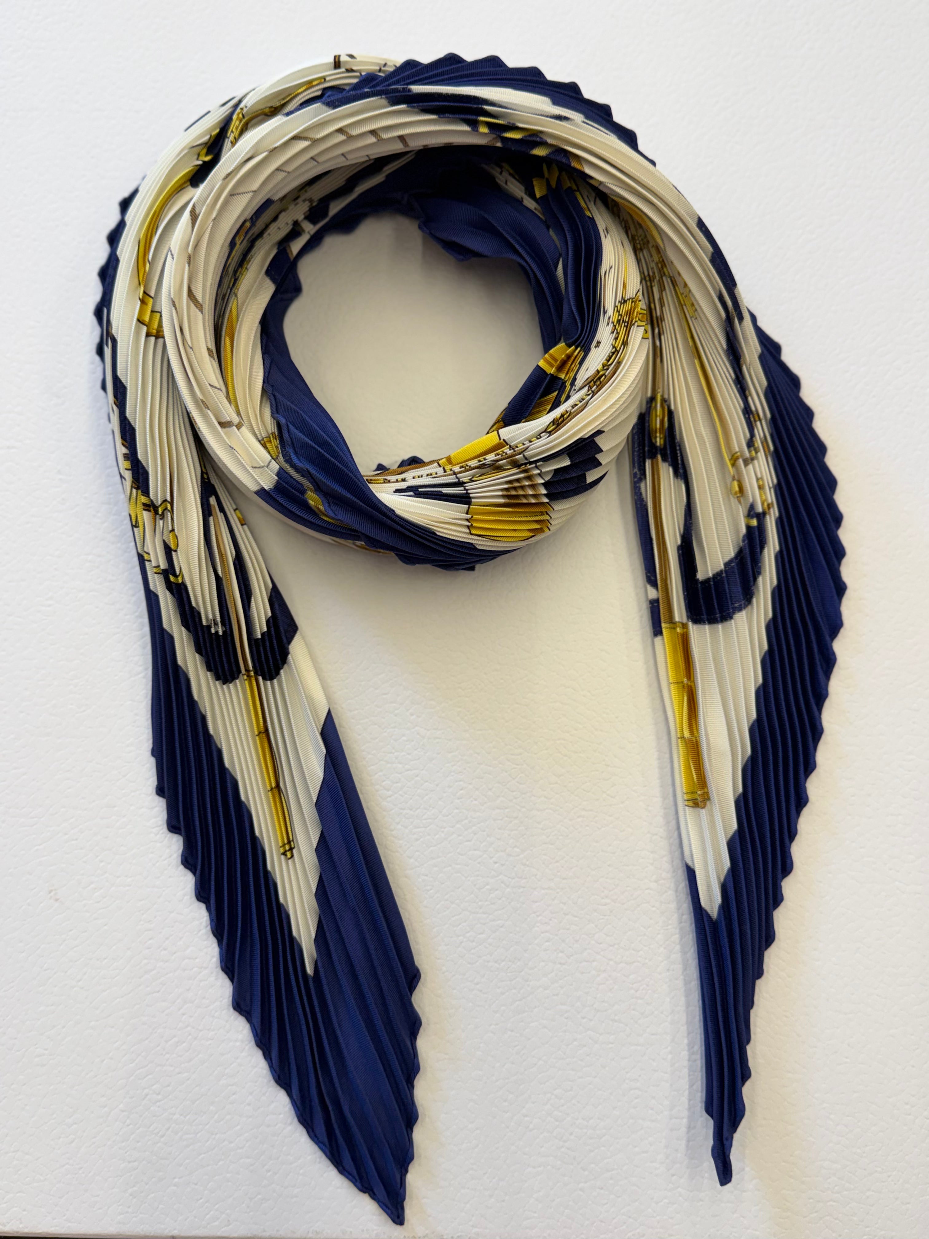 Hermès Eperon D'Or Pleated Scarf I Black I Dark Blue, Off-White and Gold