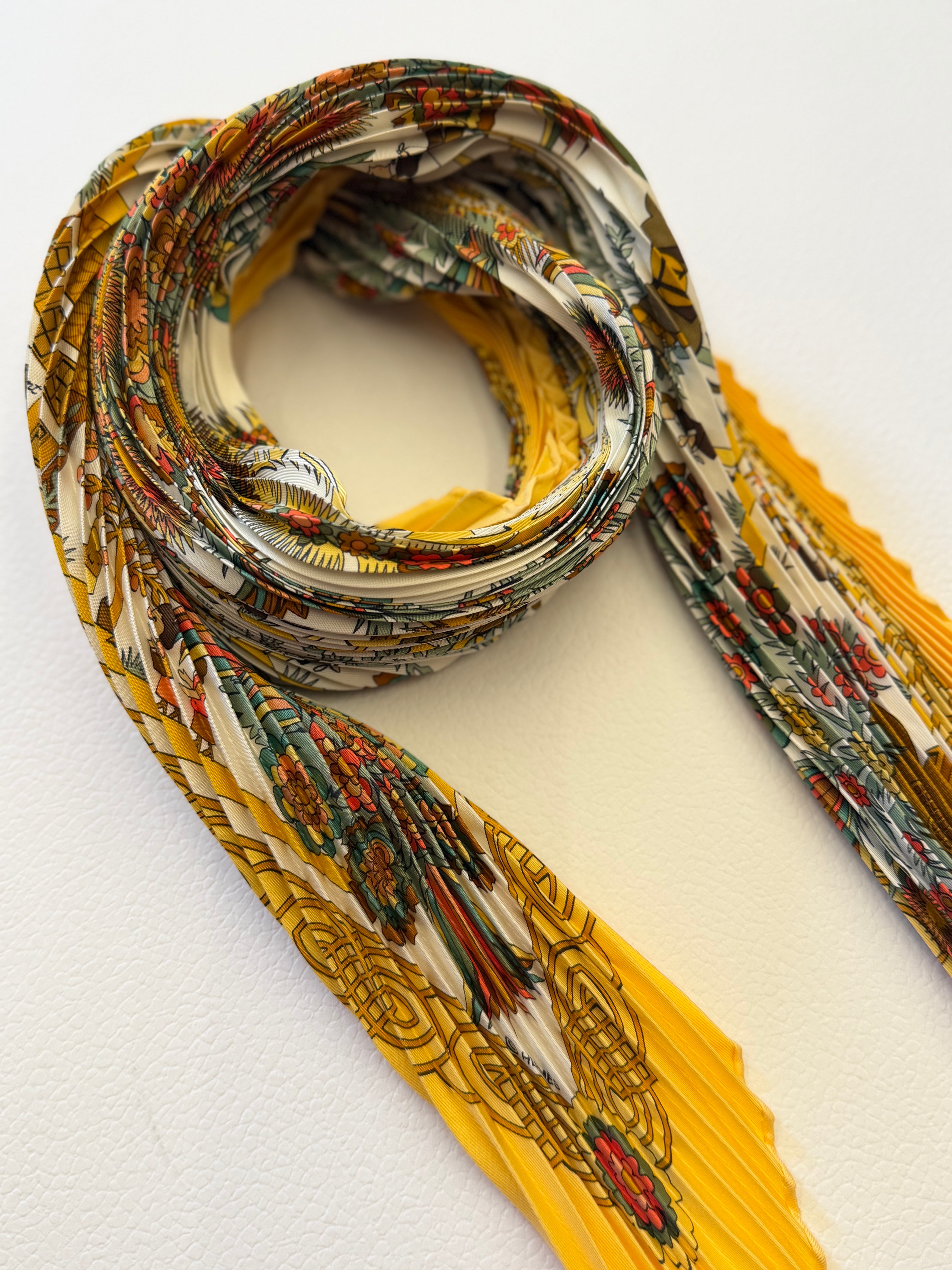 Hermès Découpages Pleated Scarf Ex Libris I Yellow