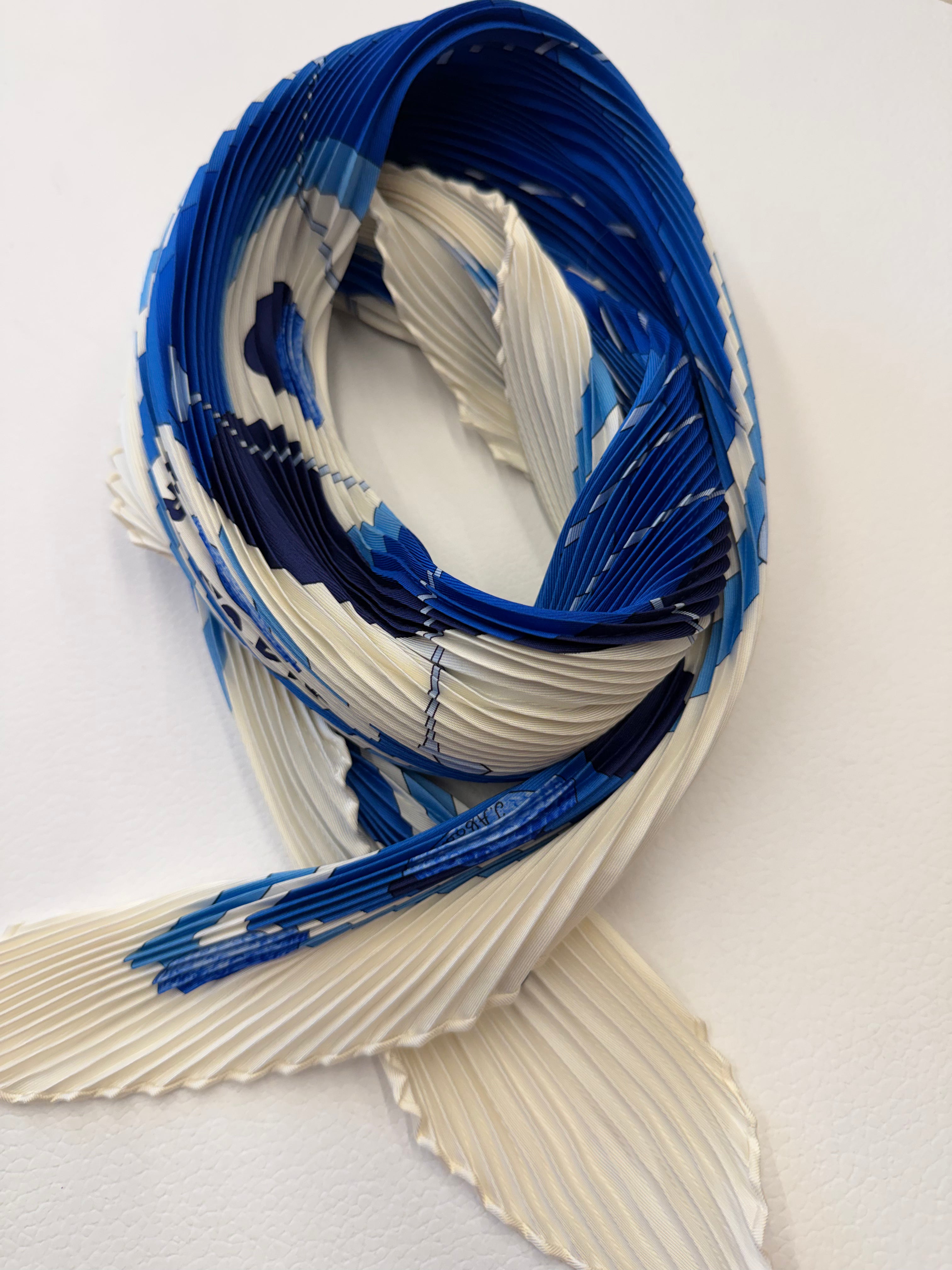 Hermès Swing Pleated Scarf I Blue and White