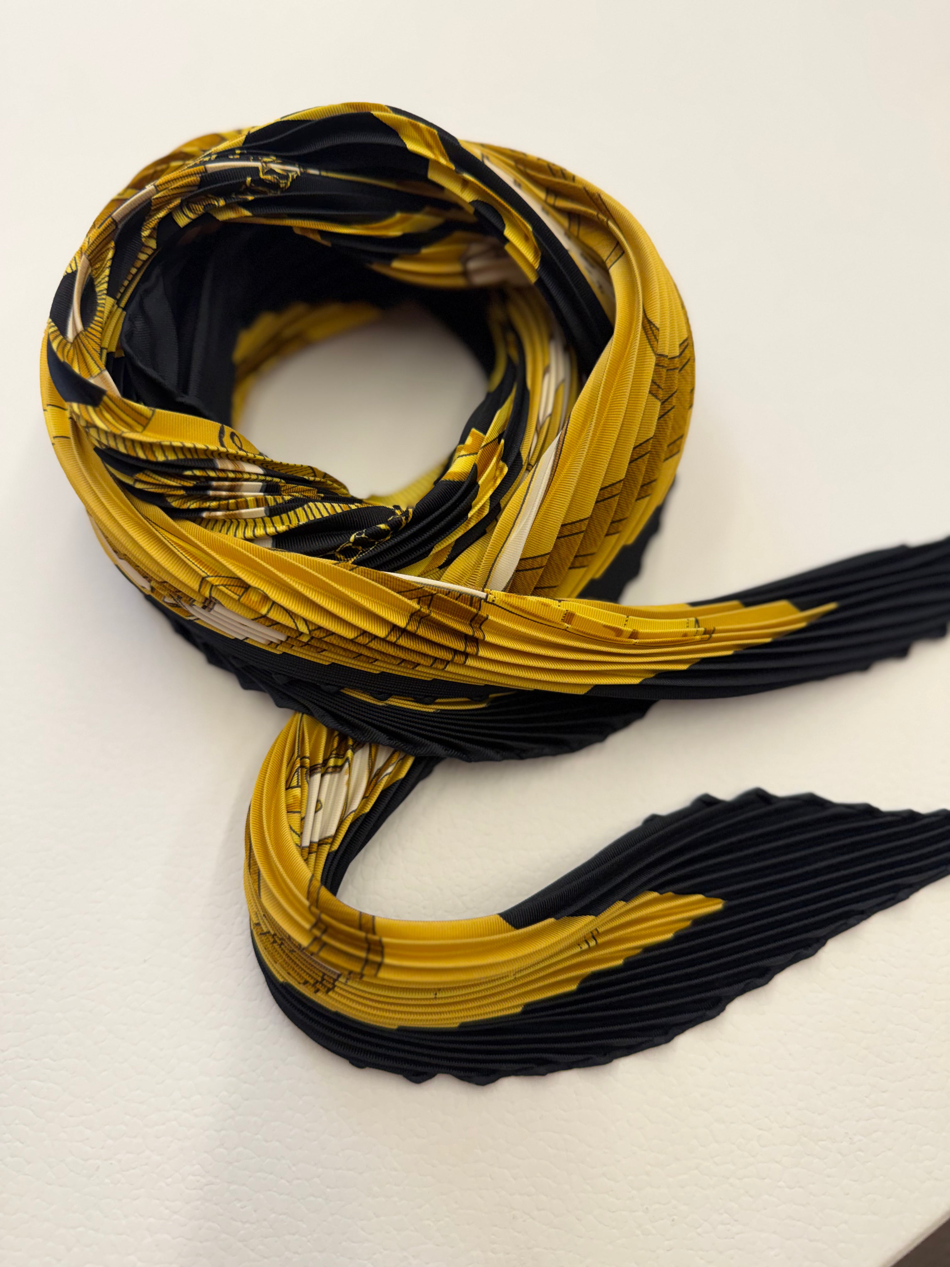 Hermès Eperon D'Or Pleated Scarf I Black, Gold and Yellow