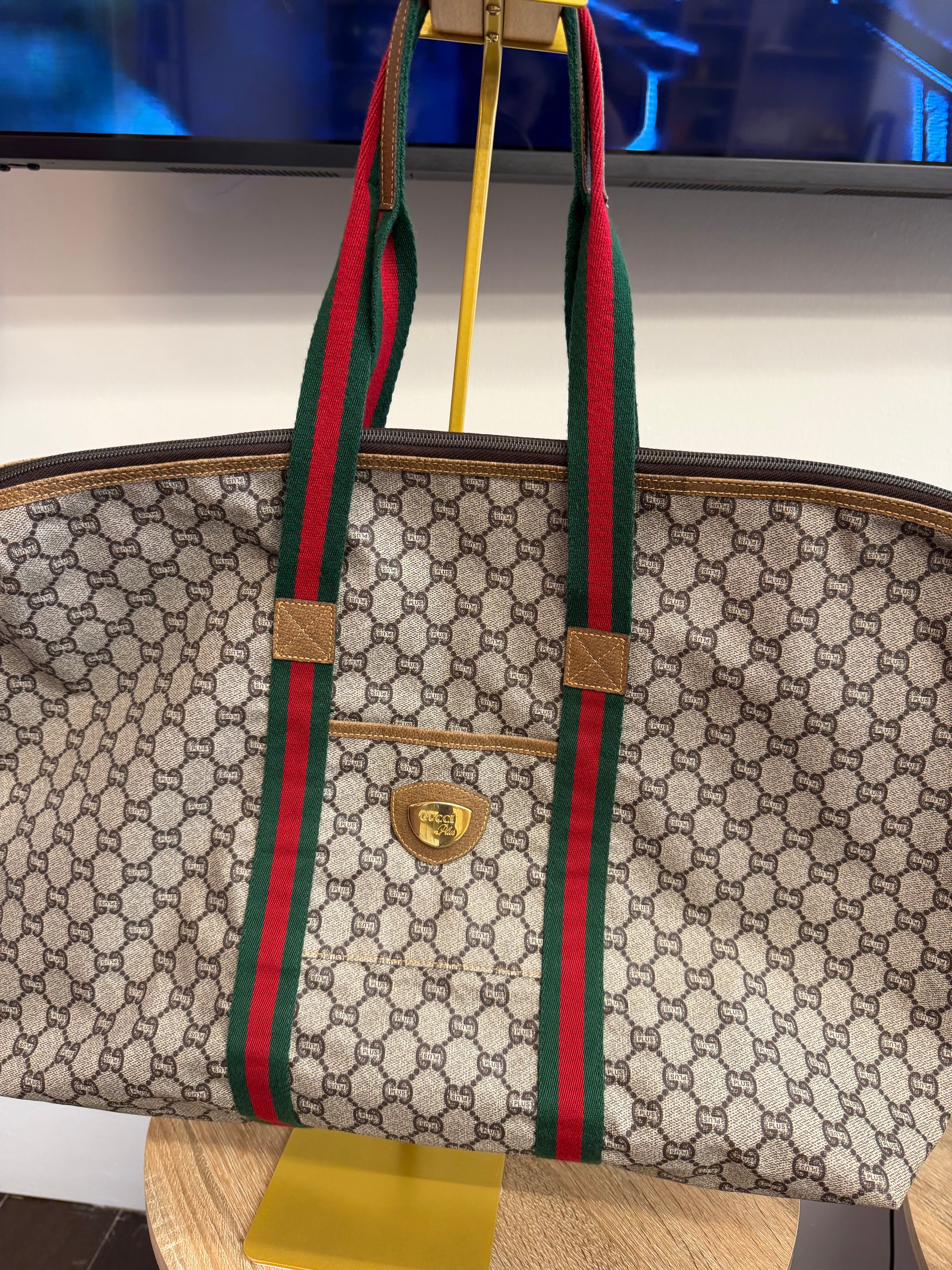 Gucci GG Supreme Canvas Sherry Line Tote Bag I Beige, Green and Red