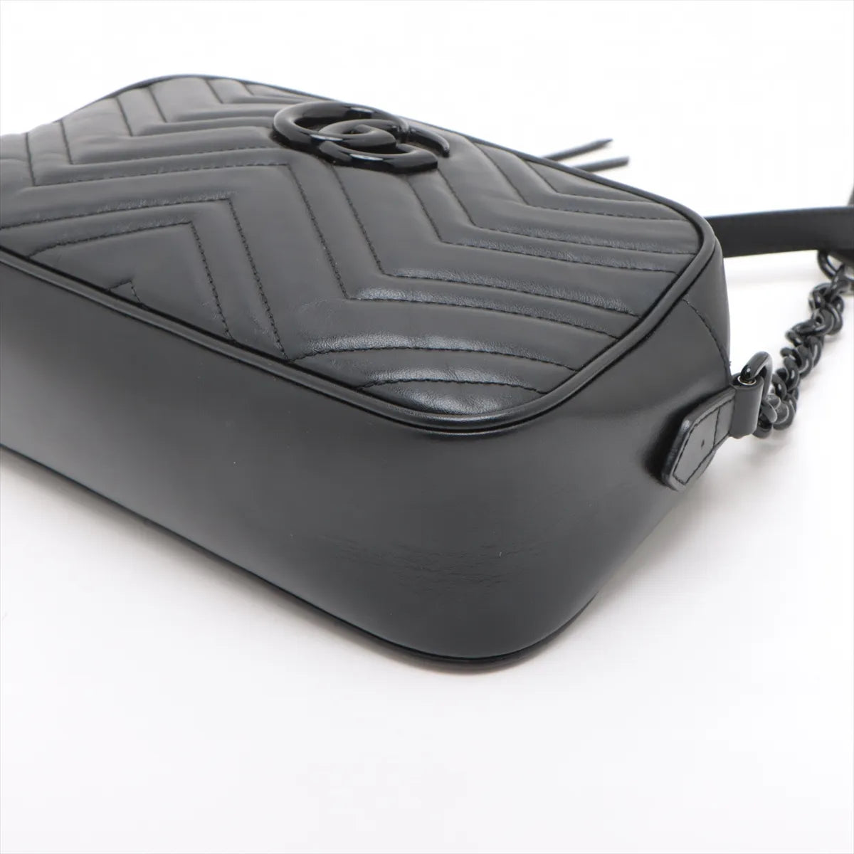 Gucci GG Marmont Matelassé Leather Camera Bag I Black with Black Hardware