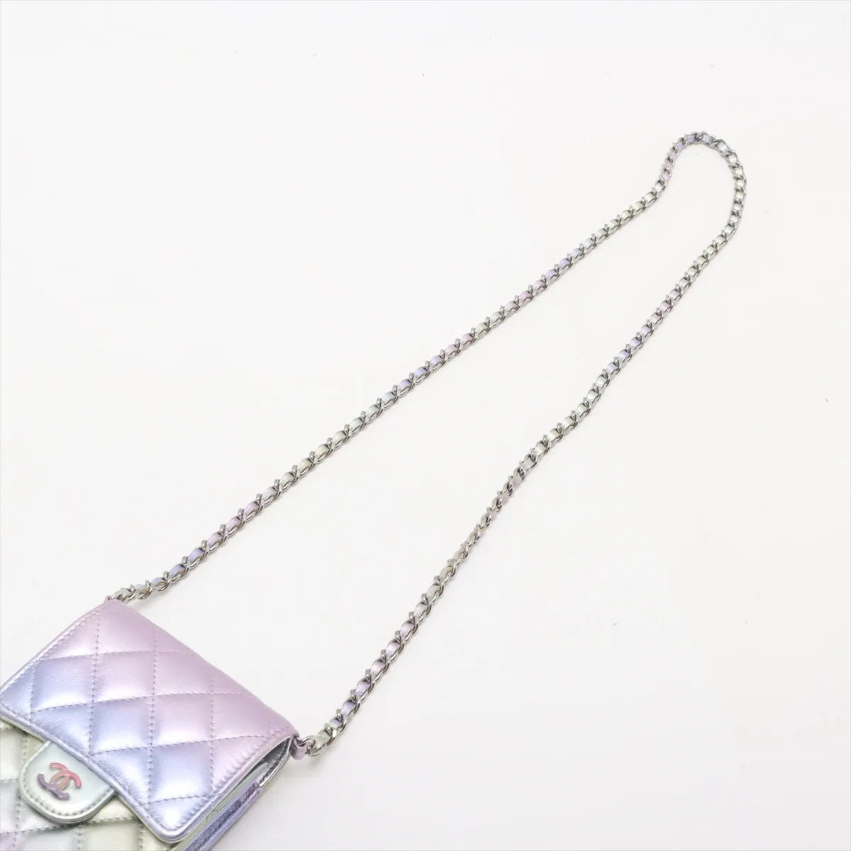 Chanel Matelasse phone pouch multicolor - hardware