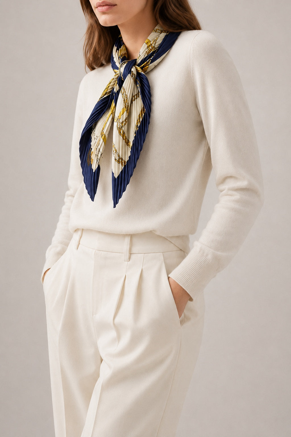 Hermès Eperon D'Or Pleated Scarf I Black I Dark Blue, Off-White and Gold