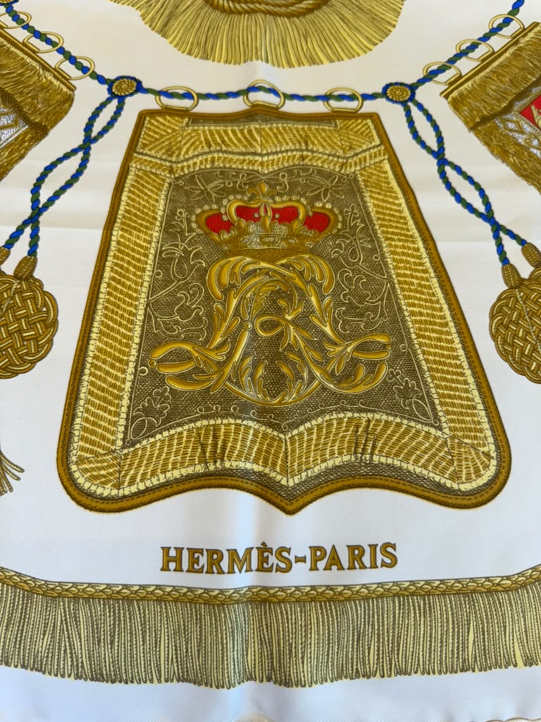 Foto original do lenço Hermès Poste et Cavalerie — detalhe 2